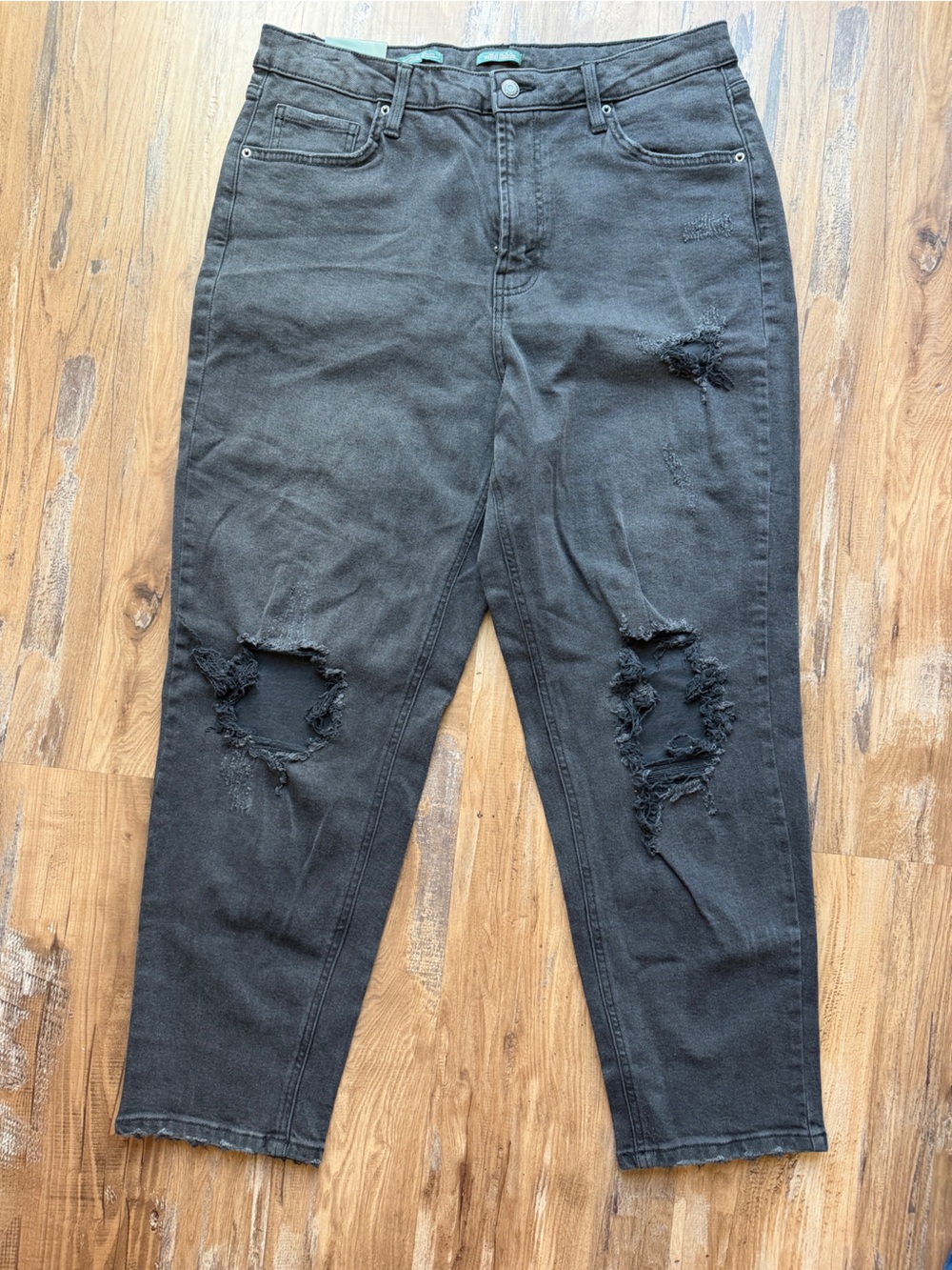 Wild Fable Women’s Black Distressed High-Rise Jeans size 12 0110